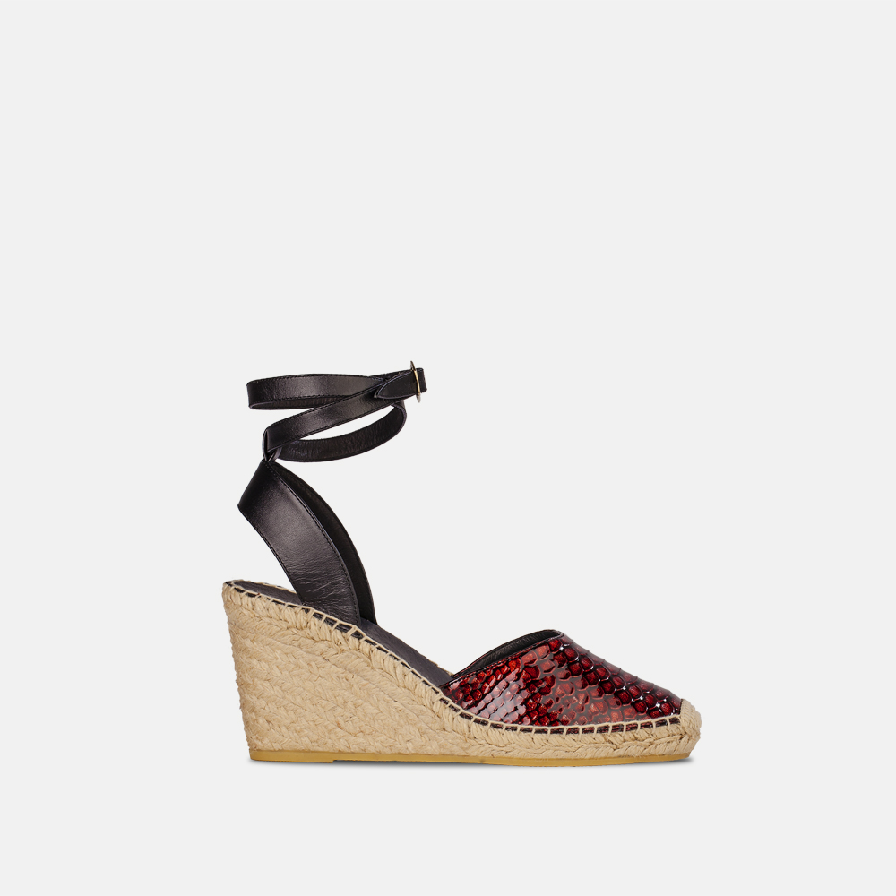 Carela Shoes